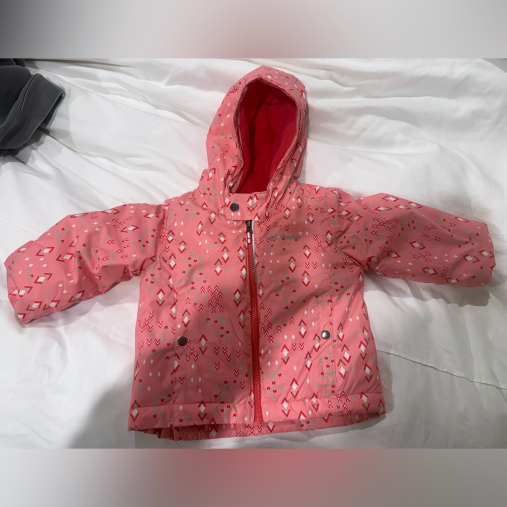 Like new Columbia Pink Patterned Kids Puffer Jacket 2T